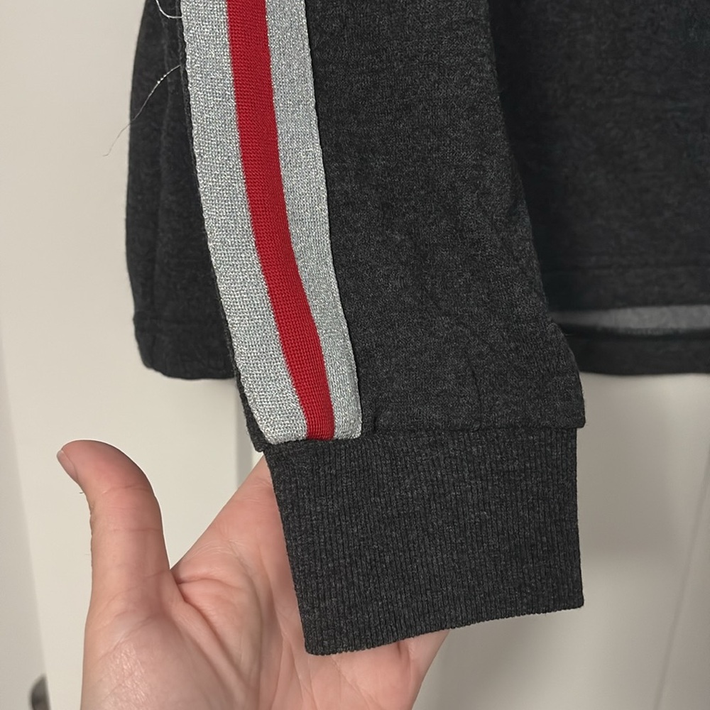 UofL women’s sweatshirt pullover size: M - Picture 4 of 7
